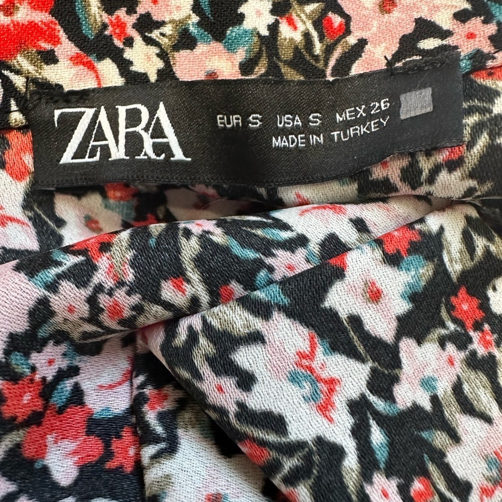 Zara Black Floral Skater Skirt - Picture 5 of 5